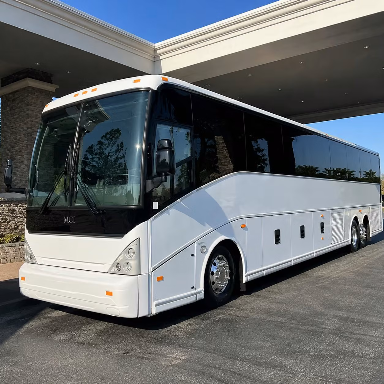 employee shuttle services in spanish fork